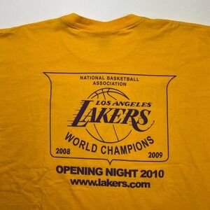 LA Los Angeles Lakers basketball promo shirt - Back to back champions - Kobe era